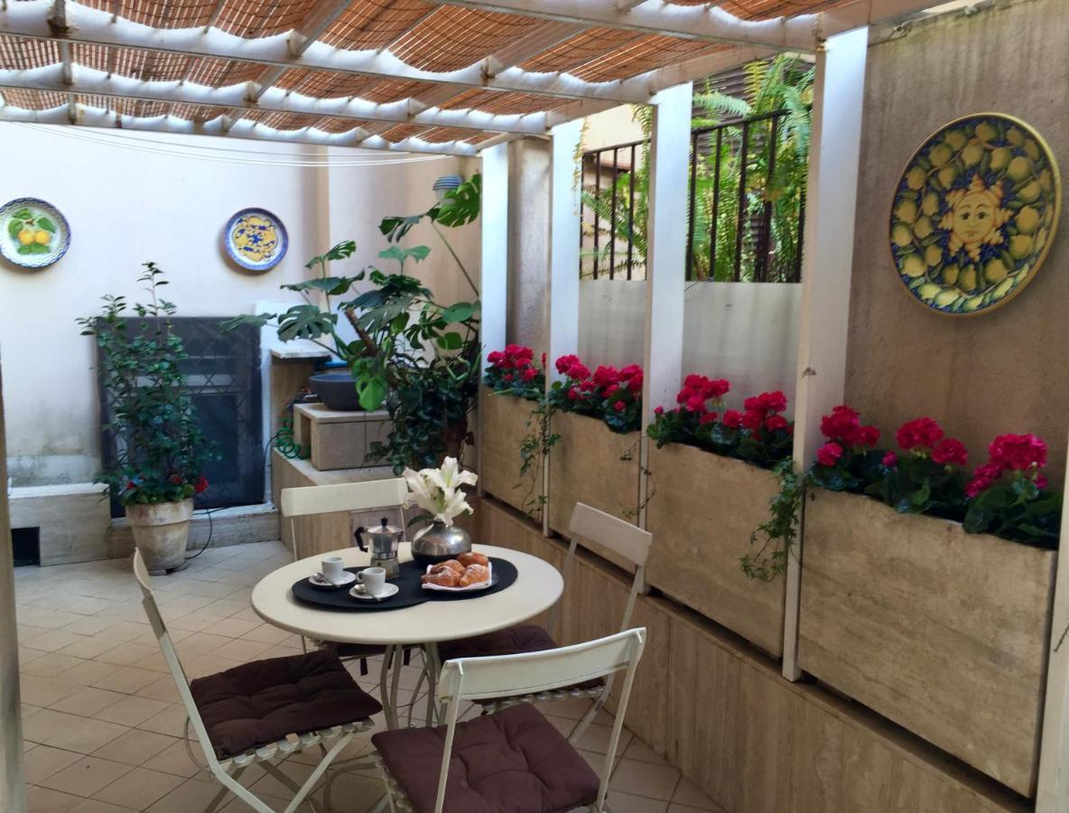 Campo Dei Fiori Modern With Terrace Apartment