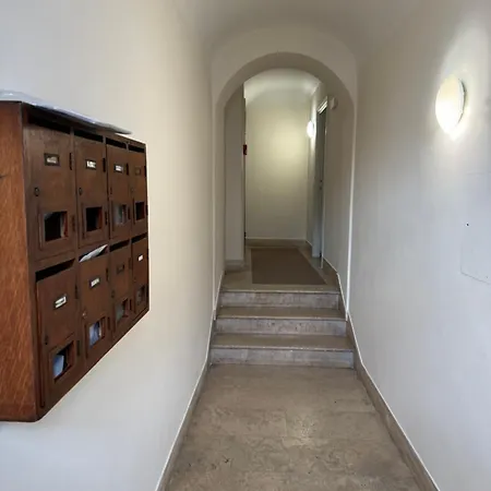 Campo Dei Fiori Modern Apartment With Terrace Rome Exterior photo