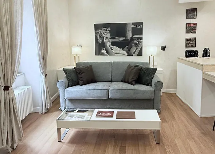 Campo Dei Fiori Modern Apartment With Terrace